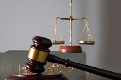 how do pro bono lawyers get paid
